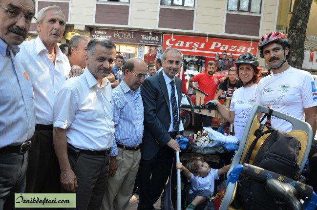 Minik Gezgin’den Büyüklere Ders, Bisiklete Bin, Dünyayı Kurtar
