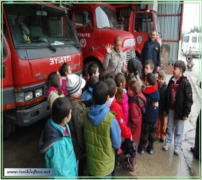 Minik Öğrenciler İtfaiyeci Oldu