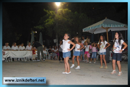 Minik Yüzücüler Sertifikalarını Aldılar