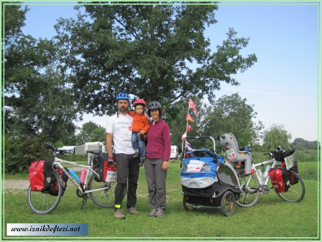 Öğretmen Çift Pedalla 4400 km Yol Alacak