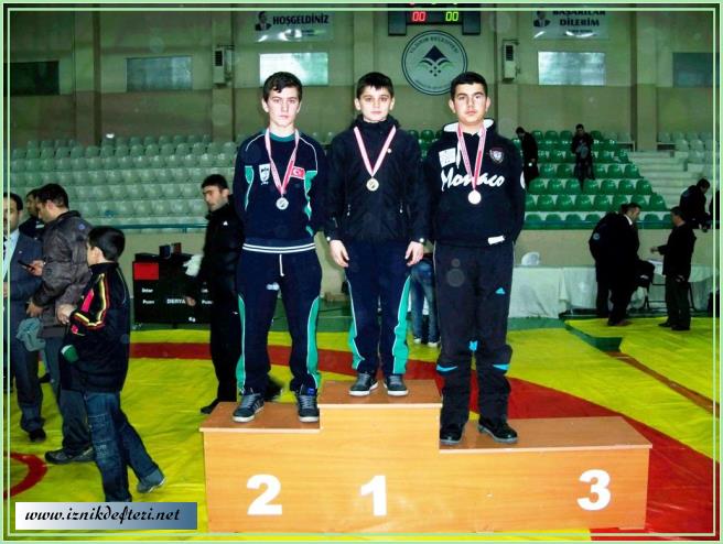 Okullararası Güreş Müsabakalarında İlkay Bekdeş Şampiyon Oldu