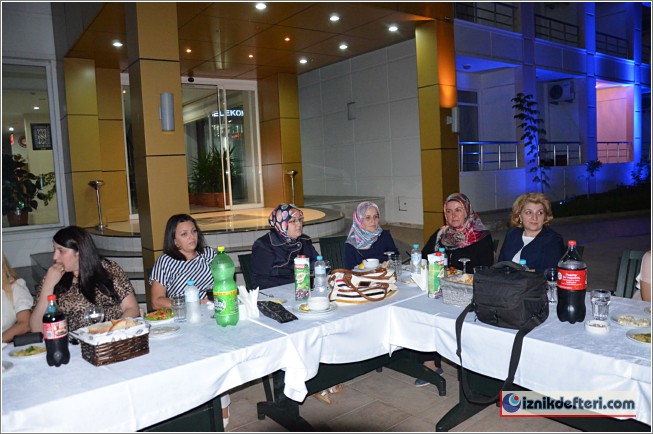 Personelden Kaymakam Kakillioğlu'na Veda Yemeği
