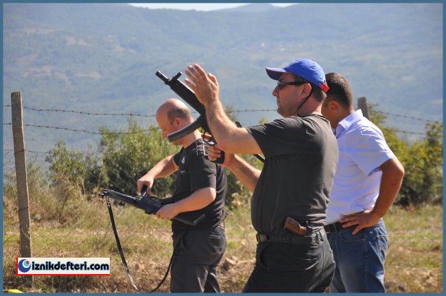 Polisin Performans Atışına Tam Not