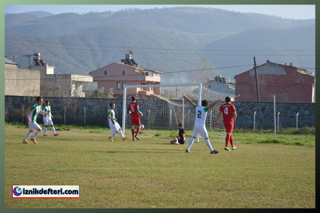 Puan Var Heyecan Yok (4-1)