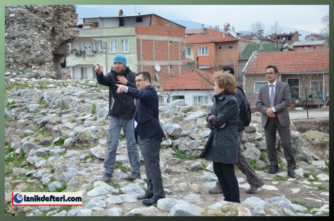 Roma Tiyatrosu Ödenek Bekliyor
