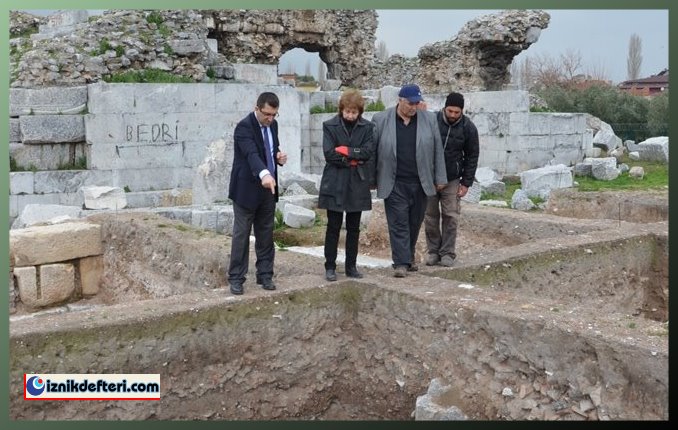 Roma Tiyatrosu Ödenek Bekliyor