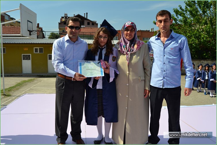 Şehit Sedat Pelit Anadolu Lisesinde Mezuniyet Sevinci