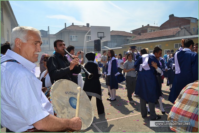 Şehit Sedat Pelit Anadolu Lisesinde Mezuniyet Sevinci