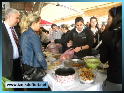 Şehit Sedat Pelit Lisesi'nden Kermes