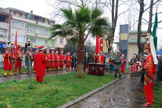 Şehitler Anıtında Mehter Takımı Coşturdu