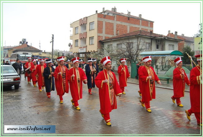 Şehitler Anıtında Mehter Takımı Coşturdu