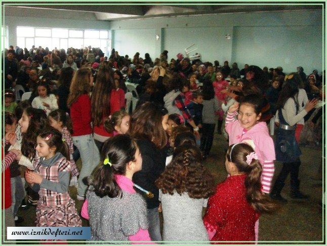 Selçuk İlköğretim Okulu Velileri Çay Partisinde Buluştu