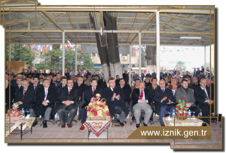 SGK Açılışında AKP Protestosu