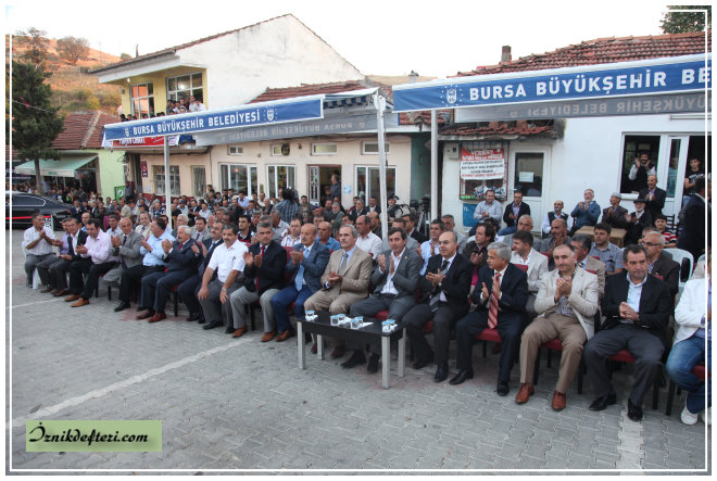 Tacir Köyü Meydanına Kavuştu