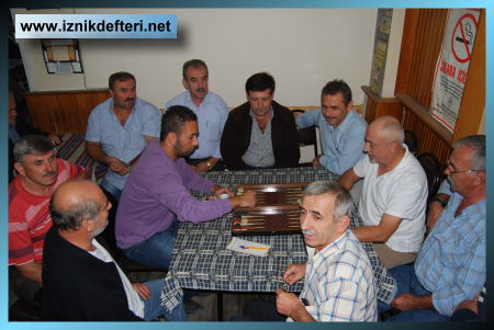 Tavla Turnuvasında Neşeli Anlar
