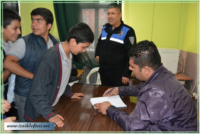 Toplum Destekli Polis Şubesinden “Örnek İnsan” Projesi