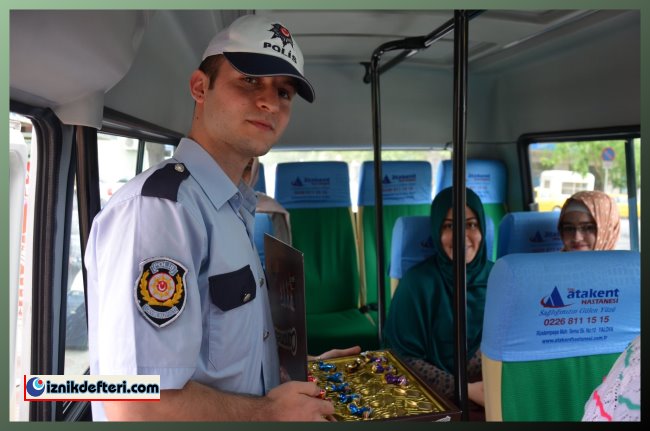 Trafik Haftası'nda Çikolatalı Kutlama