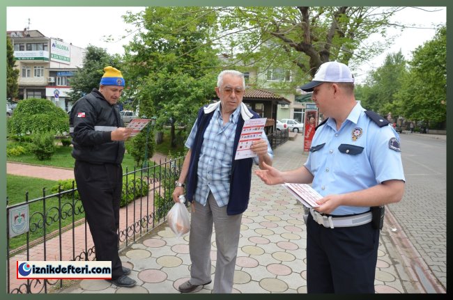 Trafik Haftası'nda Çikolatalı Kutlama
