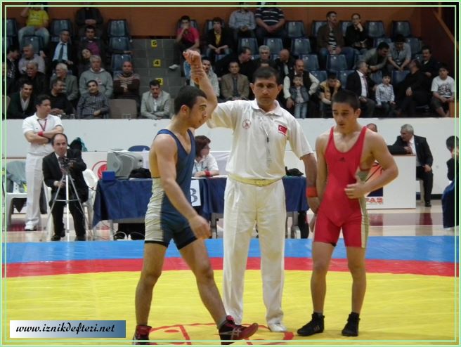 Türkiye Serbest Güreş Şampiyonasında Enes Uslu Üçüncü Oldu