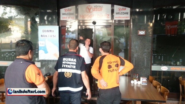 Ünlü Köftecide Korkutan Yangın