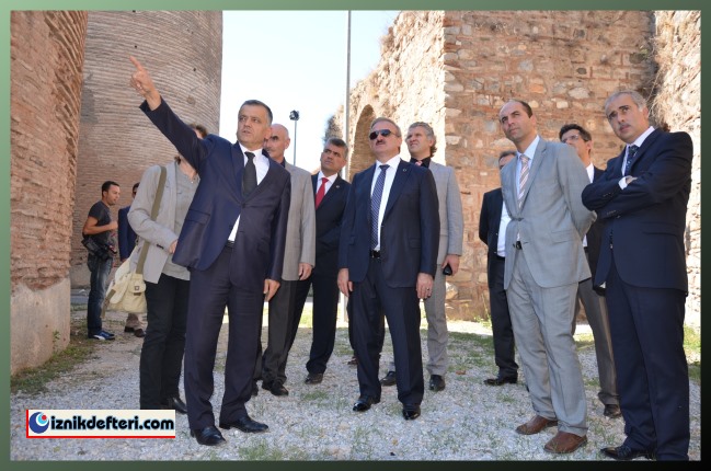 Vali Karaloğlu'ndan İznik Surlarına Ziyaret