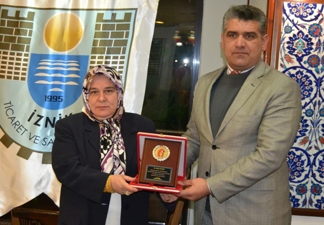 Vergi Rekortmenleri Plaketlerini  Aldı