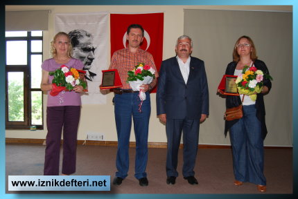 Vergi Rekortmenlerine Plaket Verildi