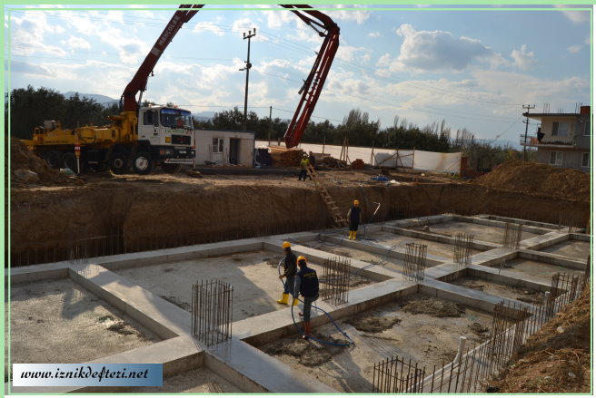 Yurdun İlk Harcı Kaymakam ve Belediye Başkanından