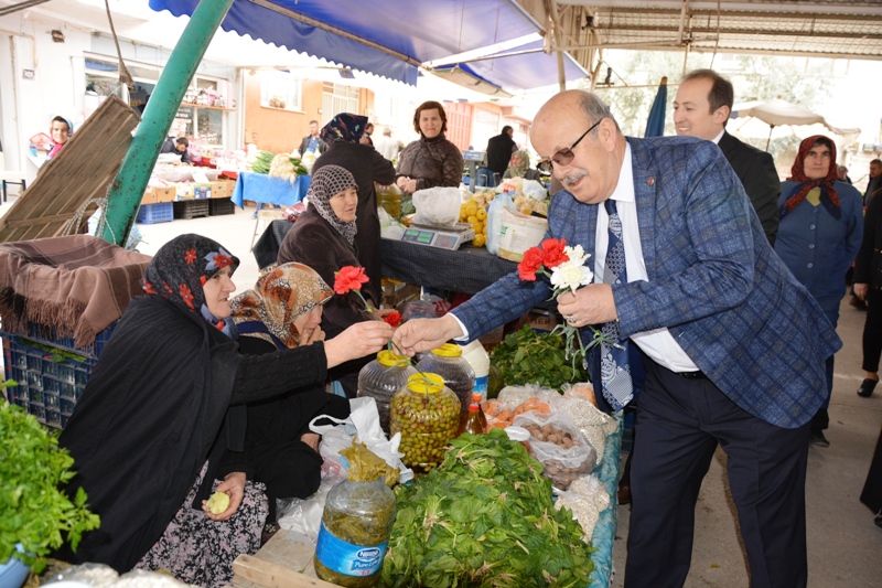 Zeytin bahçesinde “Dünya Emekçi Kadınlar Günü” kutlandı!