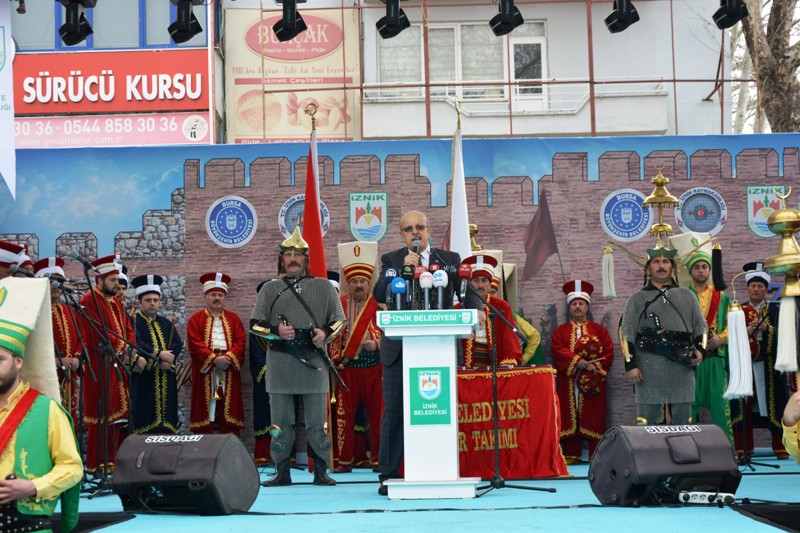 Fetih yıldönümünde bakandan İznik’e baraj müjdesi