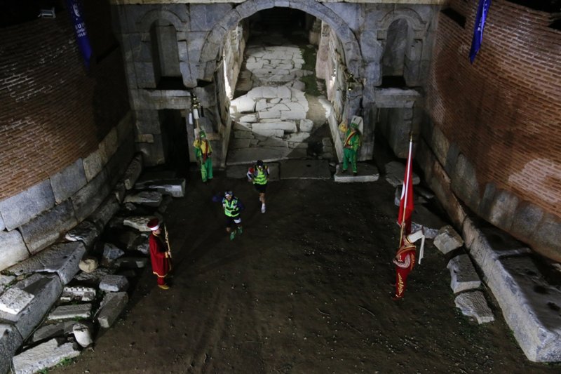 İznik Ultra Maratonuna katılım yoğun oldu
