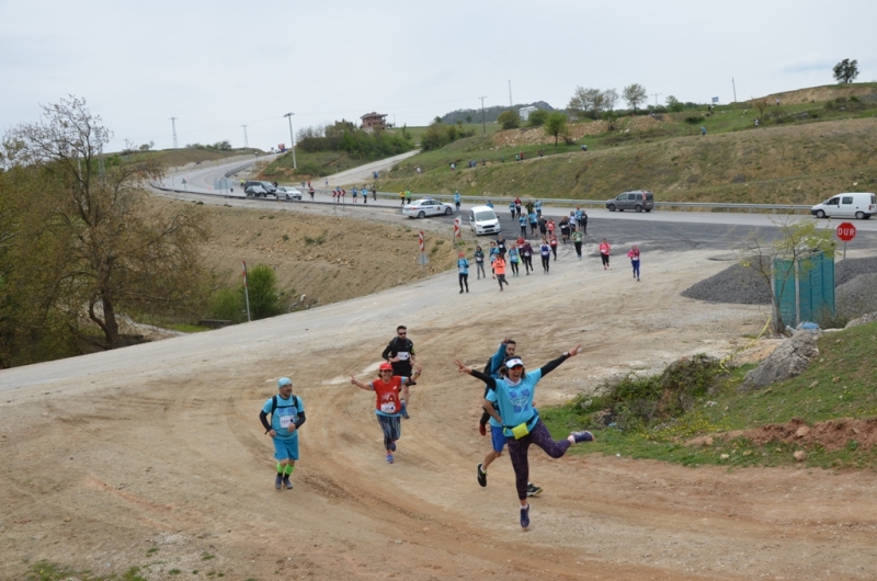 İznik Ultra Maratonuna katılım yoğun oldu