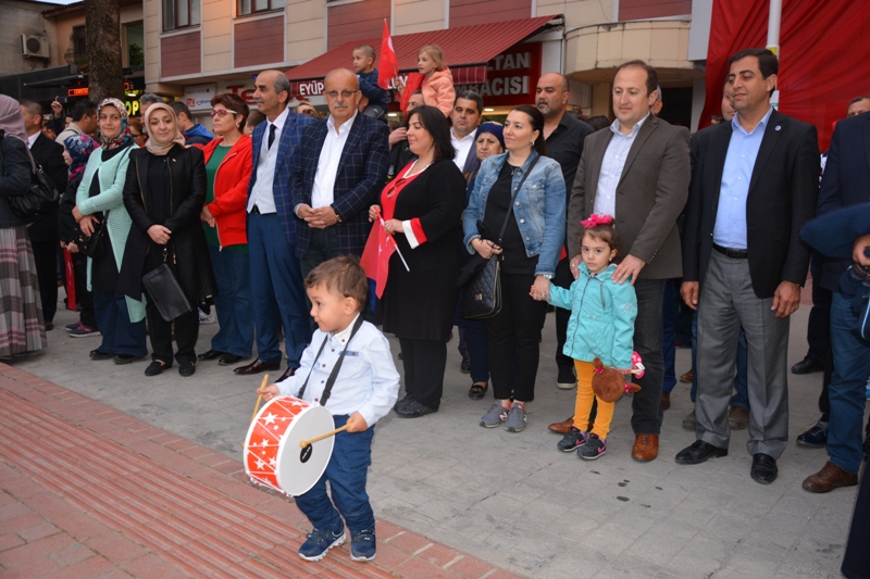19 Mayıs Kutlamaları Mehteran Eşliğinde Yapıldı