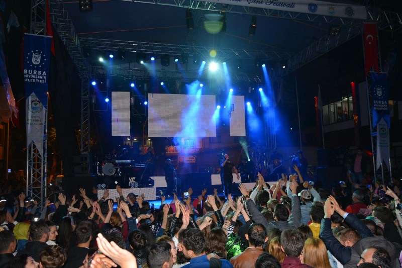 İznik Kültür Sanat ve Çini Festivali’nde Berkay Coşkusu