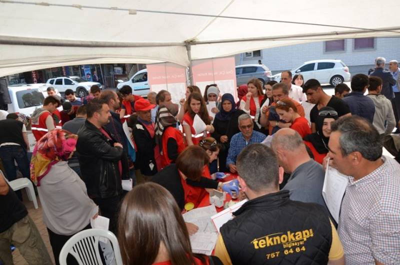 Kan Bağışı Kampanyasına Katılım Yoğun Oldu