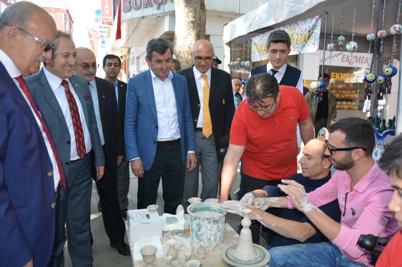 3.İznik Kültür Sanat ve Çini Festivali Start Aldı