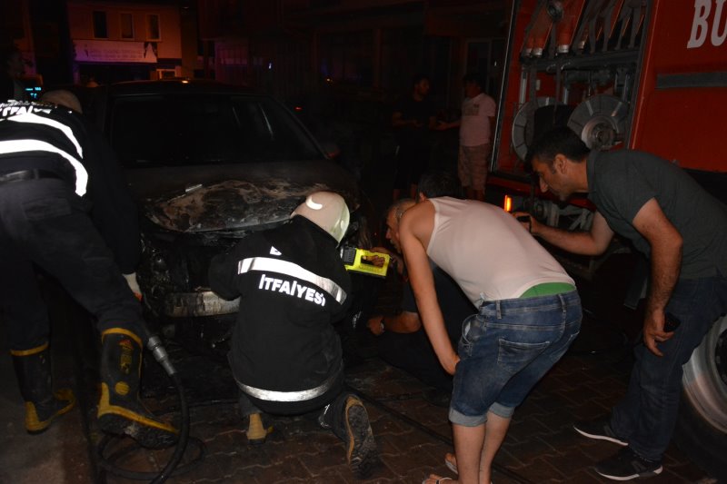 Ard arda gelen  araç yangınları dikkat çekiyor