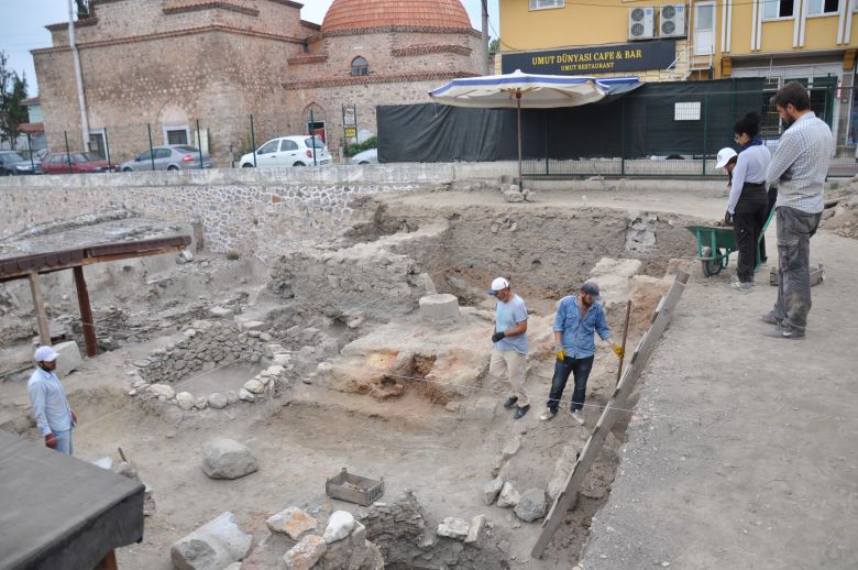 Kazılarda İki Yeni Fırın Keşfedildi