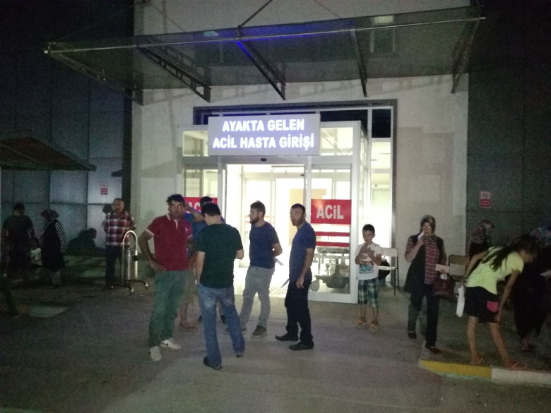 Tüm Köy Kaşınmaya Başlayınca Soluğu Hastanede Aldılar