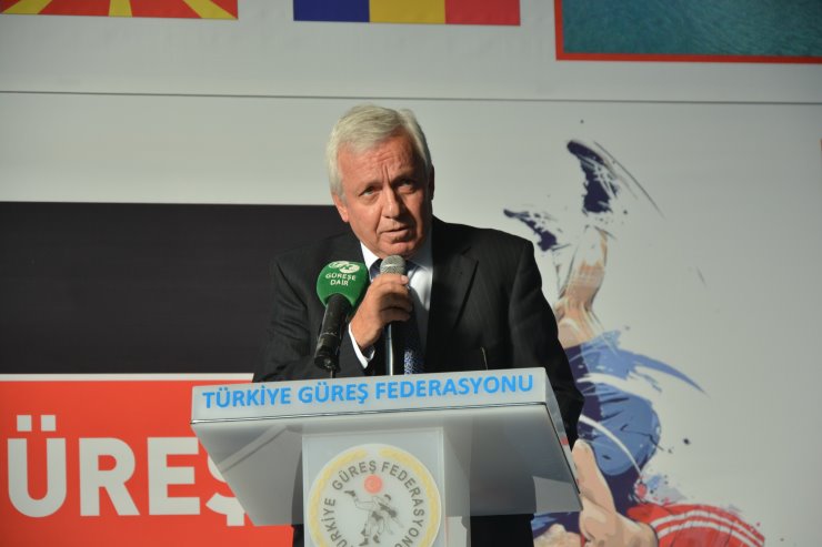 Balkan Güreş Şampiyonası İznik’te Başladı