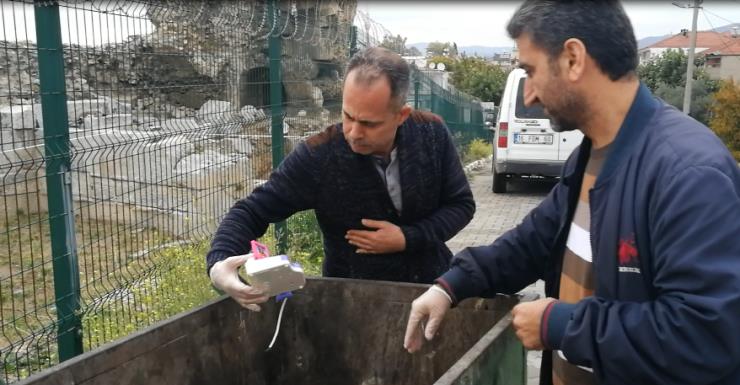 Çöp Konteynerin İçinden Gelen Ses, Polisi Hareketlendirdi