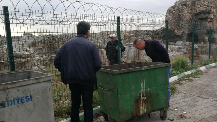 Çöp Konteynerin İçinden Gelen Ses, Polisi Hareketlendirdi