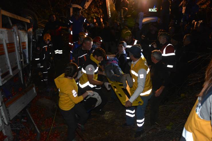 İznik Adapazarı Yolunda Can Pazarı.1 Ölü,1 Yaralı