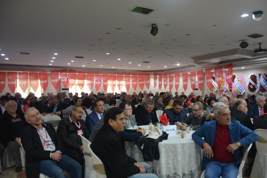 İznik CHP’de İlk Bayan İlçe Başkanı Asiye Çalışkan Oldu