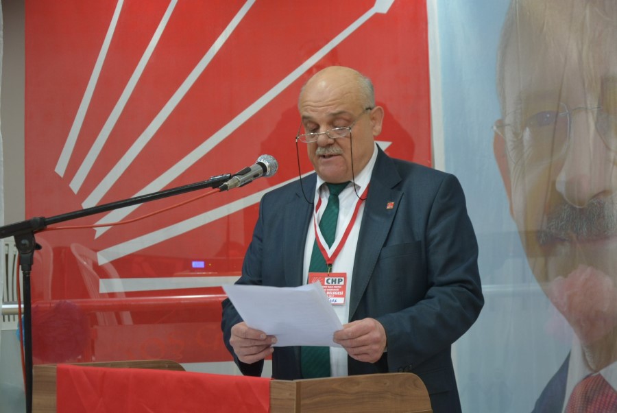 İznik CHP’de İlk Bayan İlçe Başkanı Asiye Çalışkan Oldu