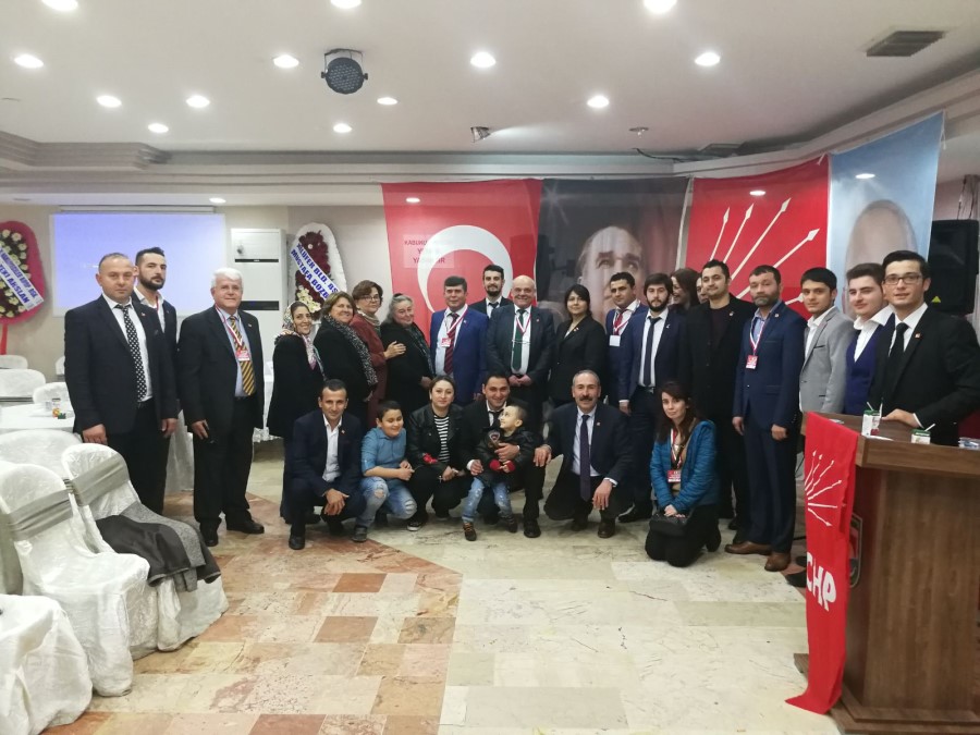 İznik CHP’de İlk Bayan İlçe Başkanı Asiye Çalışkan Oldu