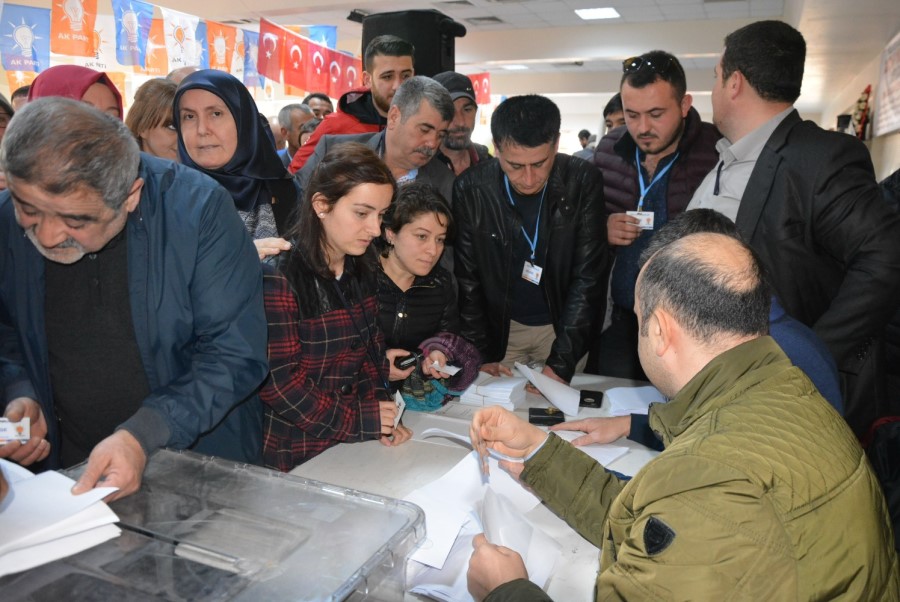 İznik Ak Parti’de Halil Gökbulut Dönemi Başladı