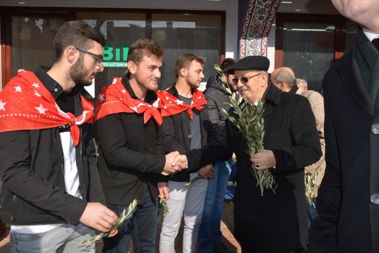 Mehmetçik Zeytin Dalları İle Uğurlandı