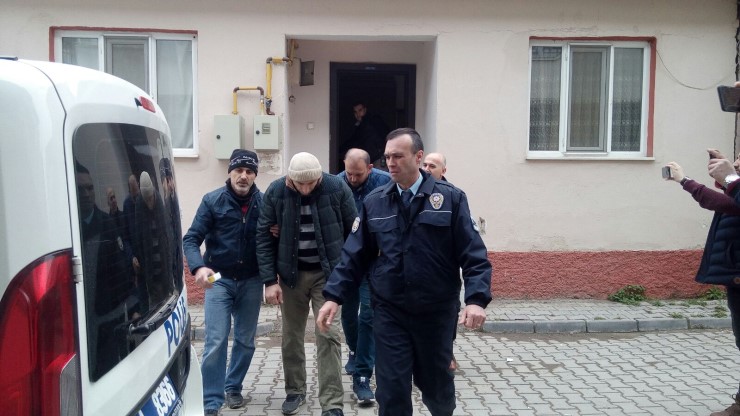 Bahçedeki Kaçak Kazıya Suçüstü