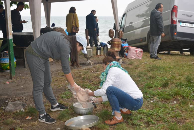 Kırgızlar İznik’te Bir Araya Geldi